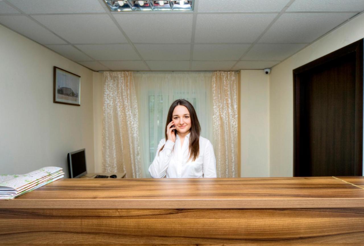 Hostel Podolski Plus Киев Экстерьер фото