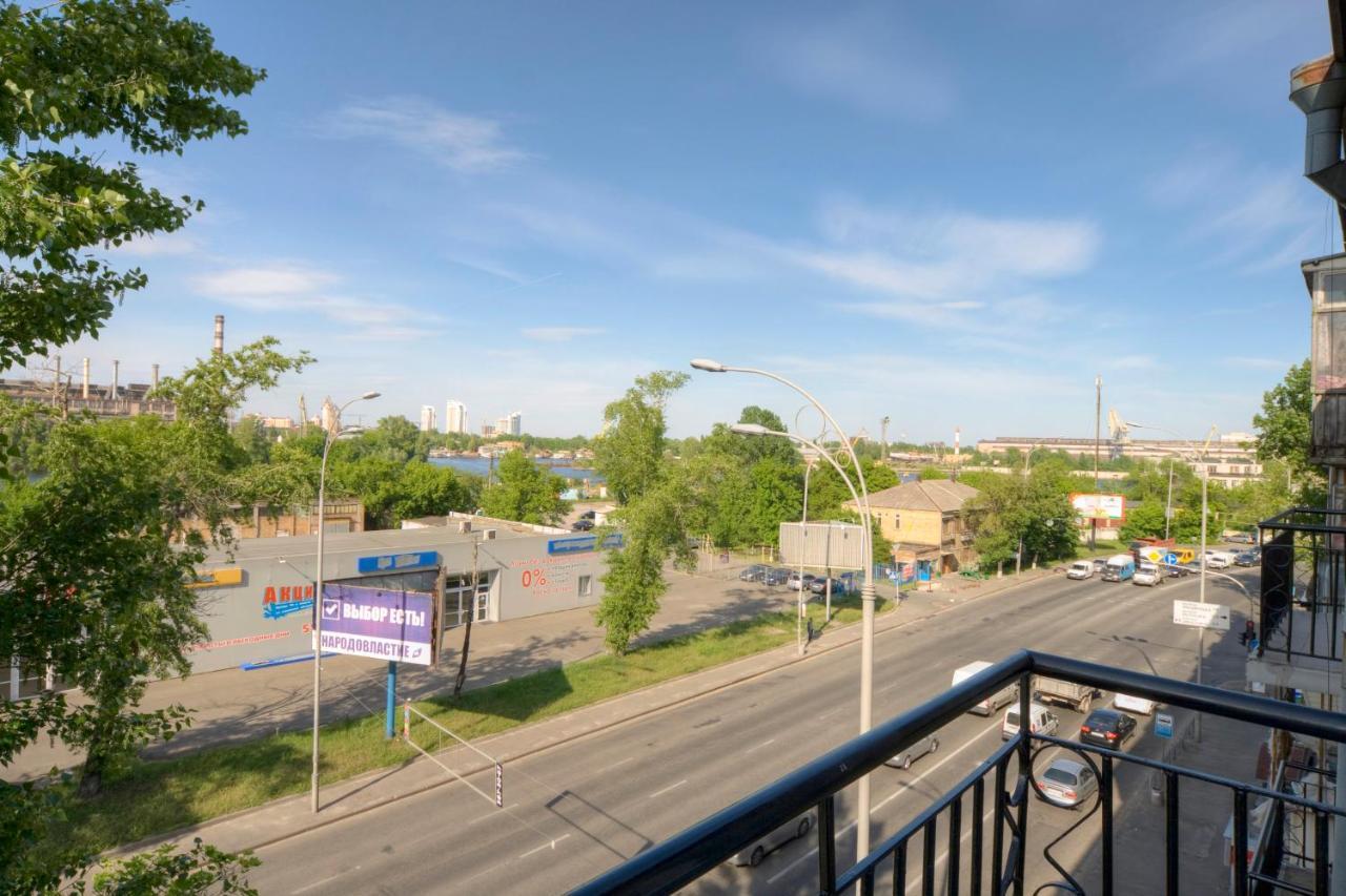Hostel Podolski Plus Киев Экстерьер фото