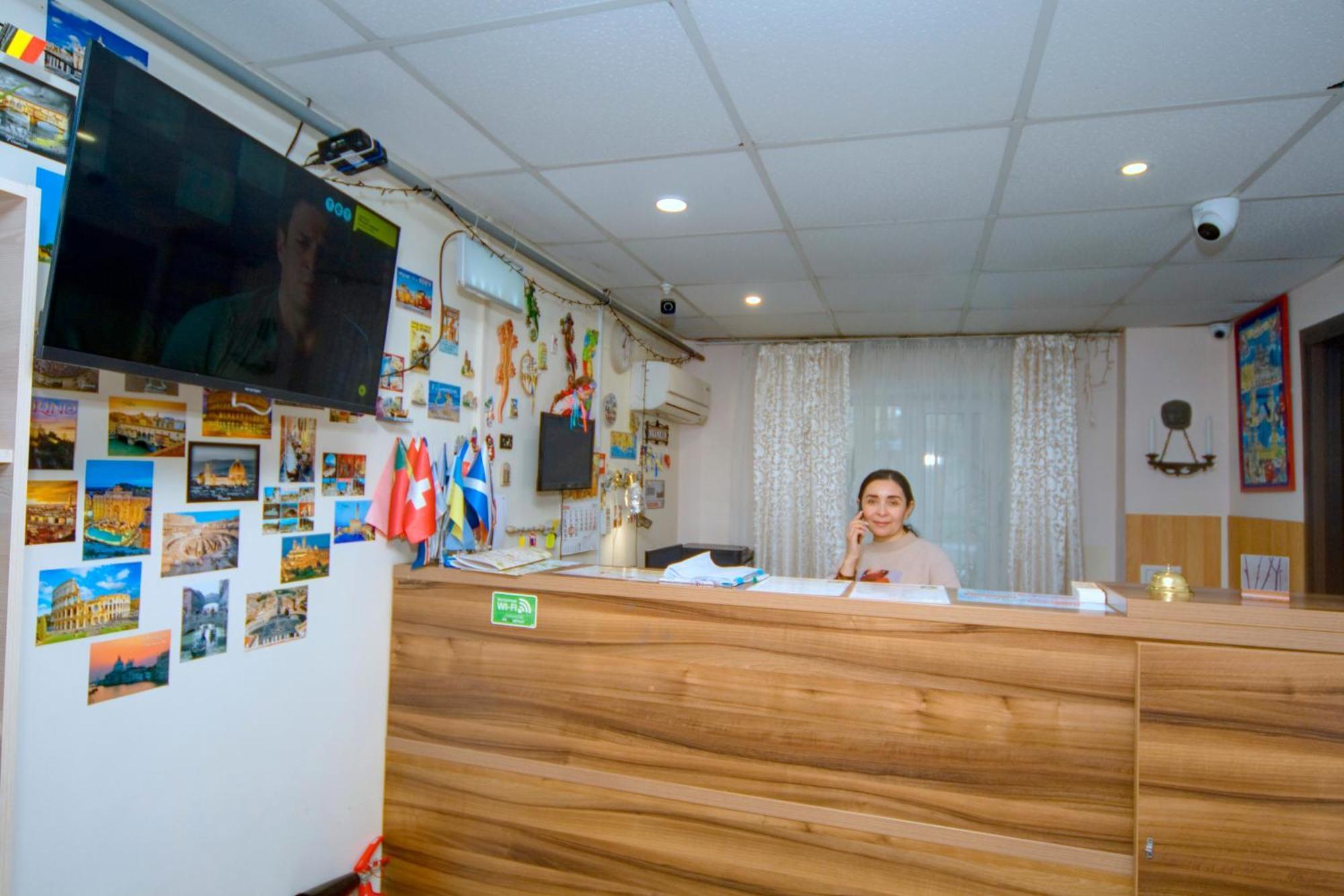 Hostel Podolski Plus Киев Экстерьер фото