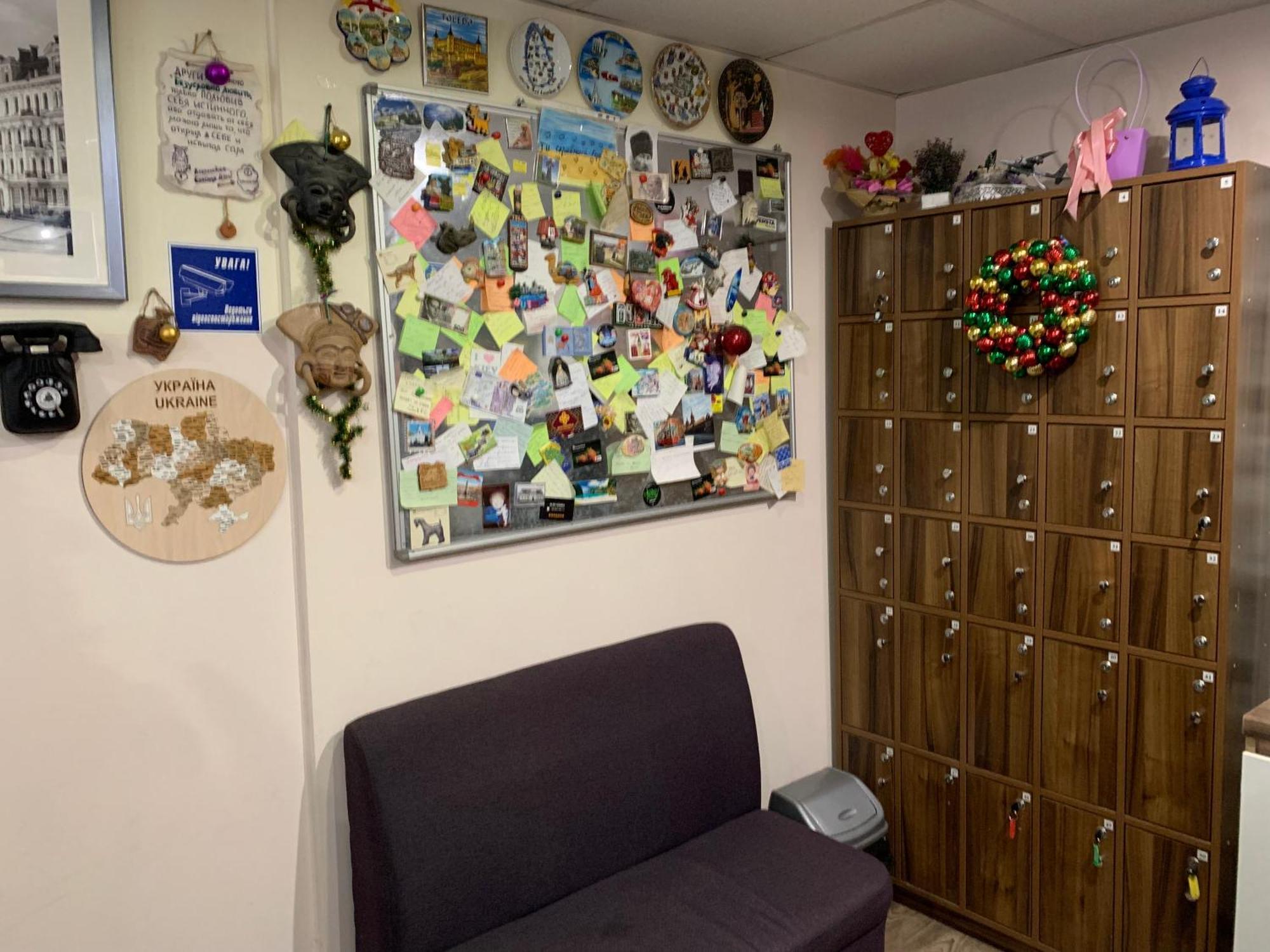 Hostel Podolski Plus Киев Экстерьер фото