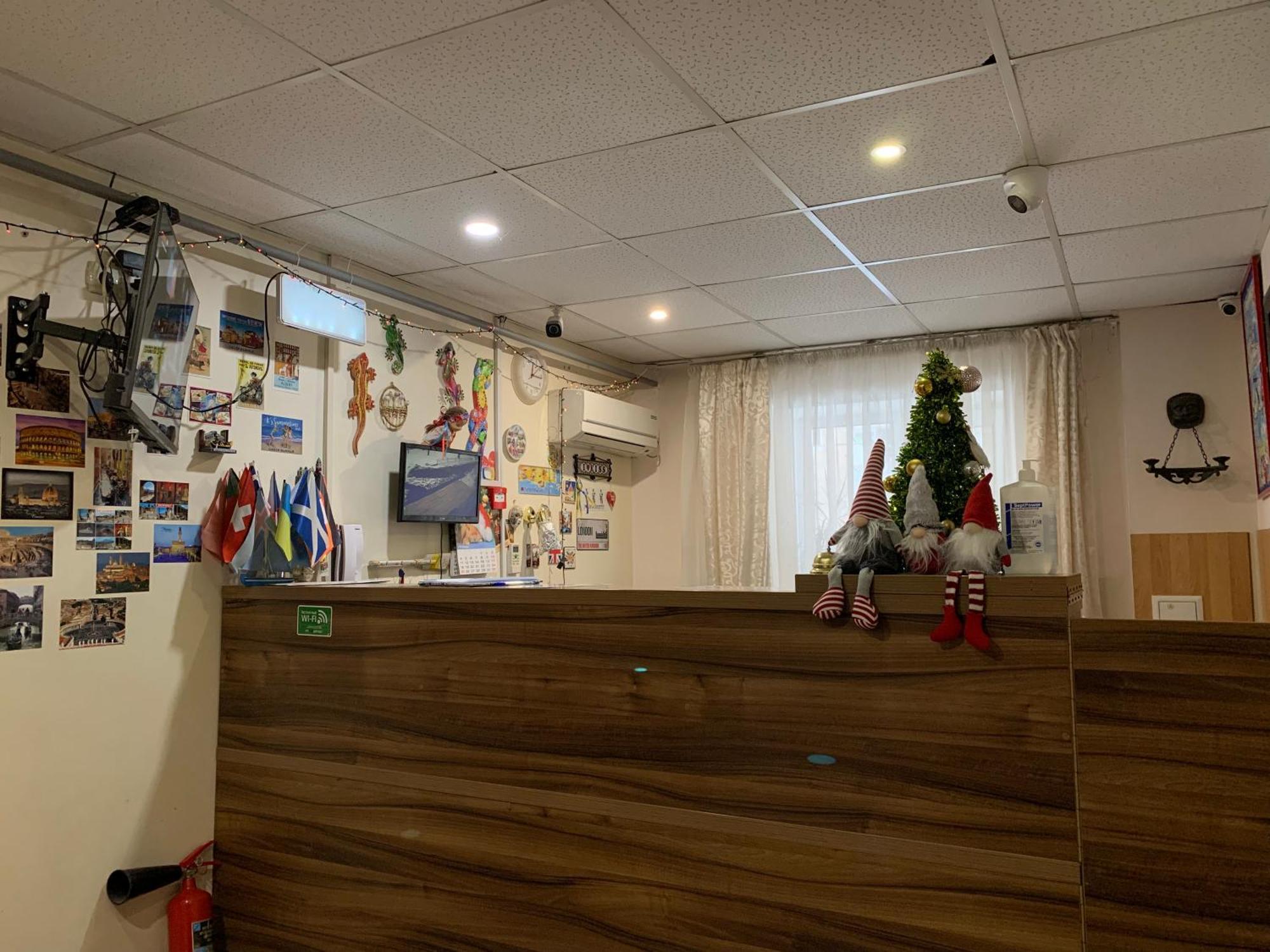 Hostel Podolski Plus Киев Экстерьер фото